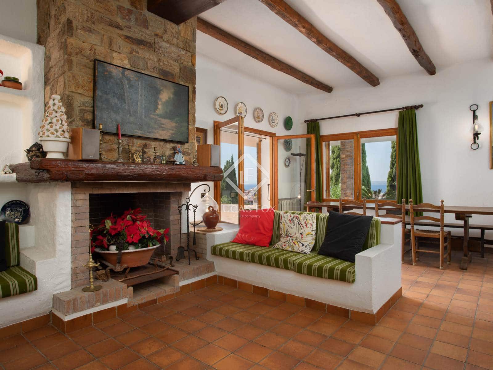 6 soverom Villa til salgs i Roses med svømmebasseng garasje - € 2 500 000 (Ref: 9133095)