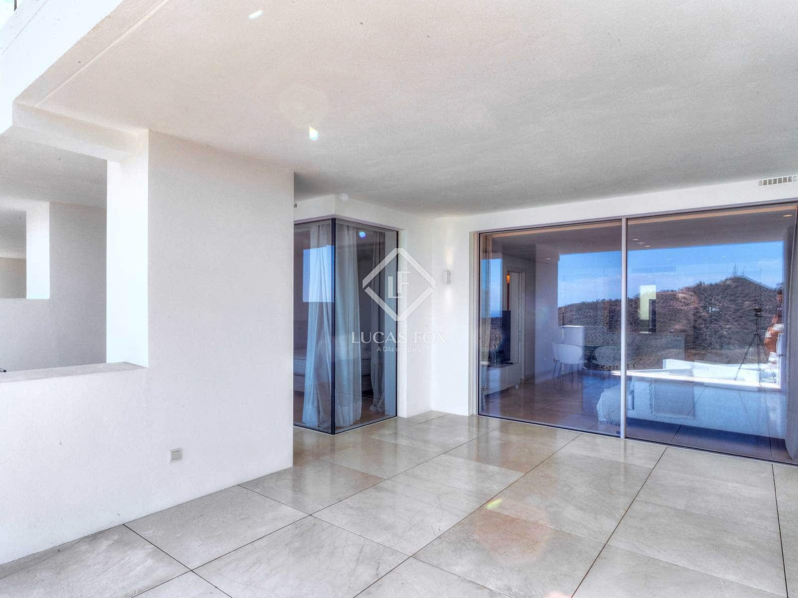 2 sypialnia Apartament na sprzedaż w Ojen z basenem garażem - 760 000 € (Ref: 9133096)