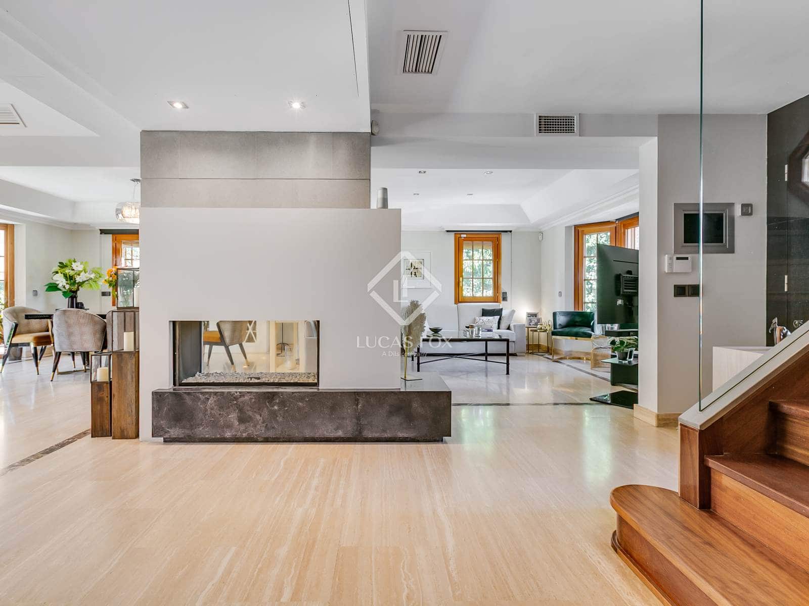 5 soveværelse Villa til salg i Las Rozas de Madrid med swimmingpool garage - € 1.699.000 (Ref: 9133356)