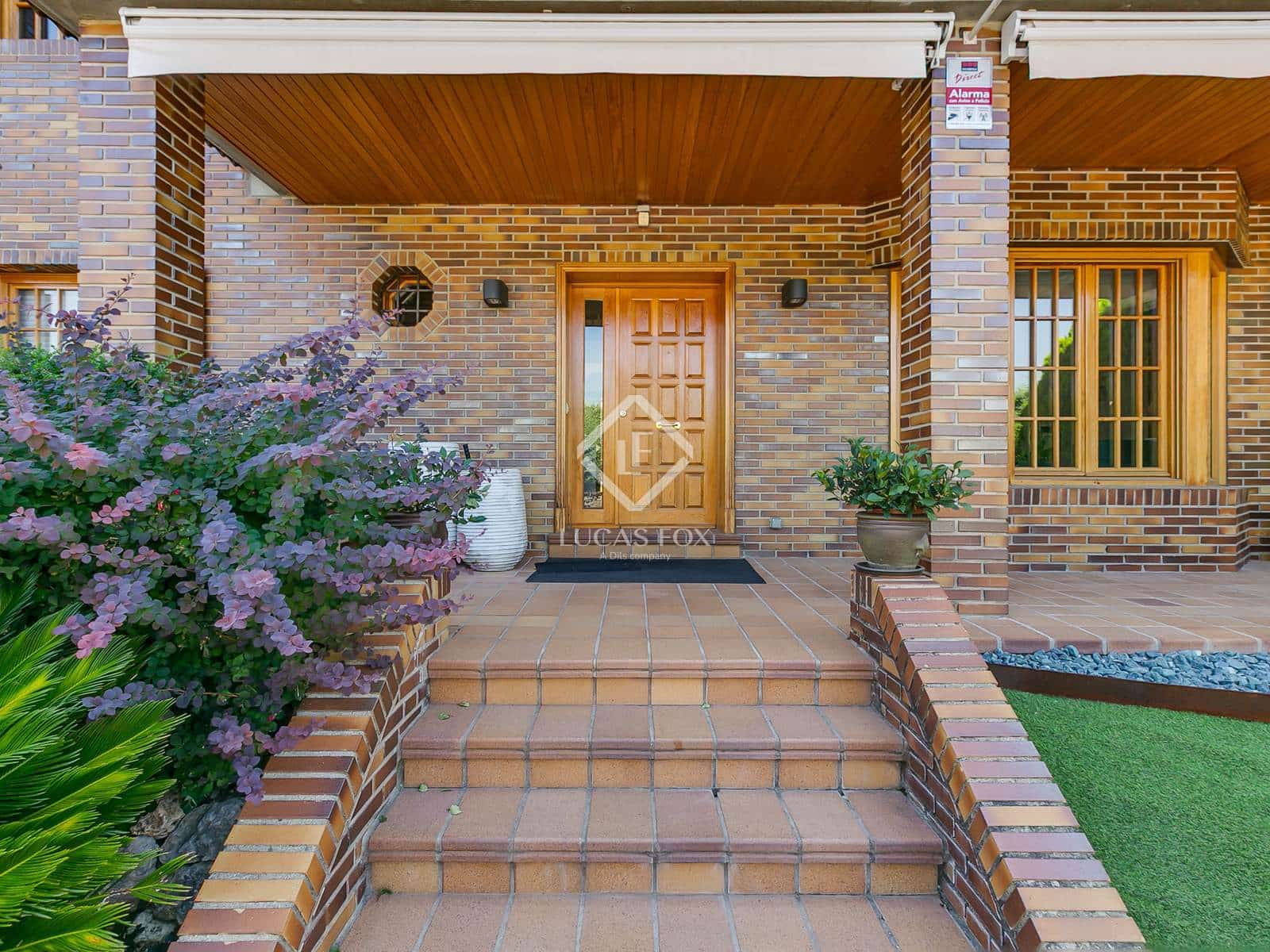 5 soveværelse Villa til salg i Las Rozas de Madrid med swimmingpool garage - € 1.699.000 (Ref: 9133356)