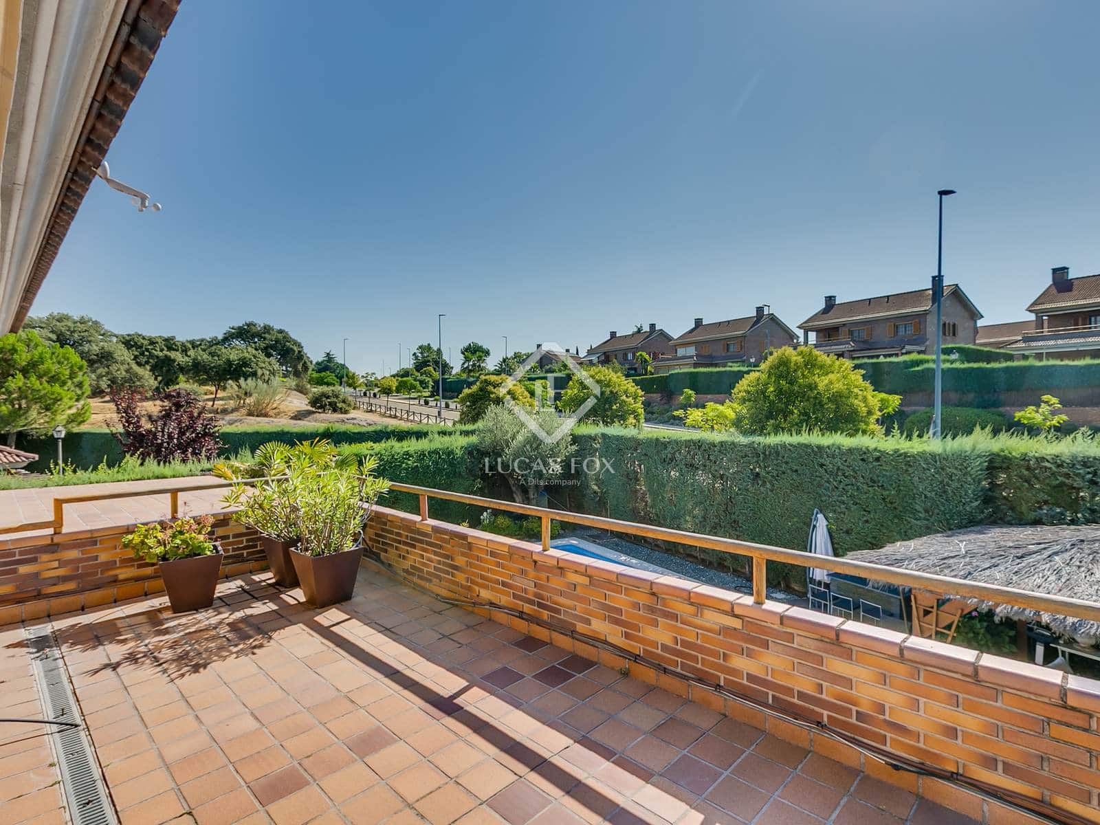 5 soveværelse Villa til salg i Las Rozas de Madrid med swimmingpool garage - € 1.699.000 (Ref: 9133356)