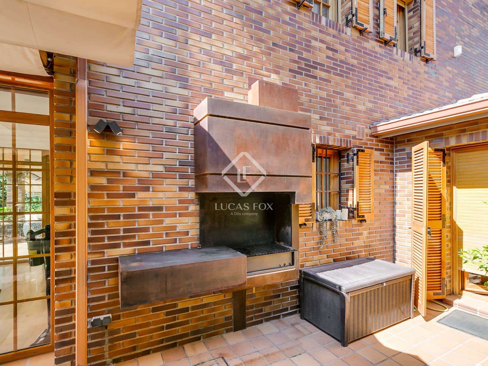 5 soveværelse Villa til salg i Las Rozas de Madrid med swimmingpool garage - € 1.699.000 (Ref: 9133356)