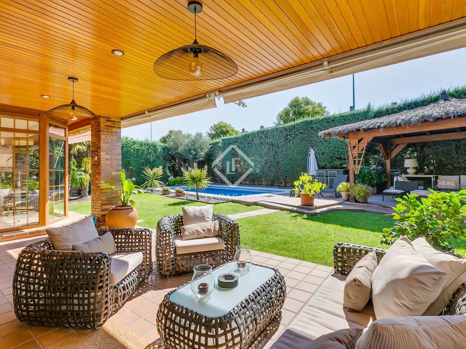 5 soveværelse Villa til salg i Las Rozas de Madrid med swimmingpool garage - € 1.699.000 (Ref: 9133356)