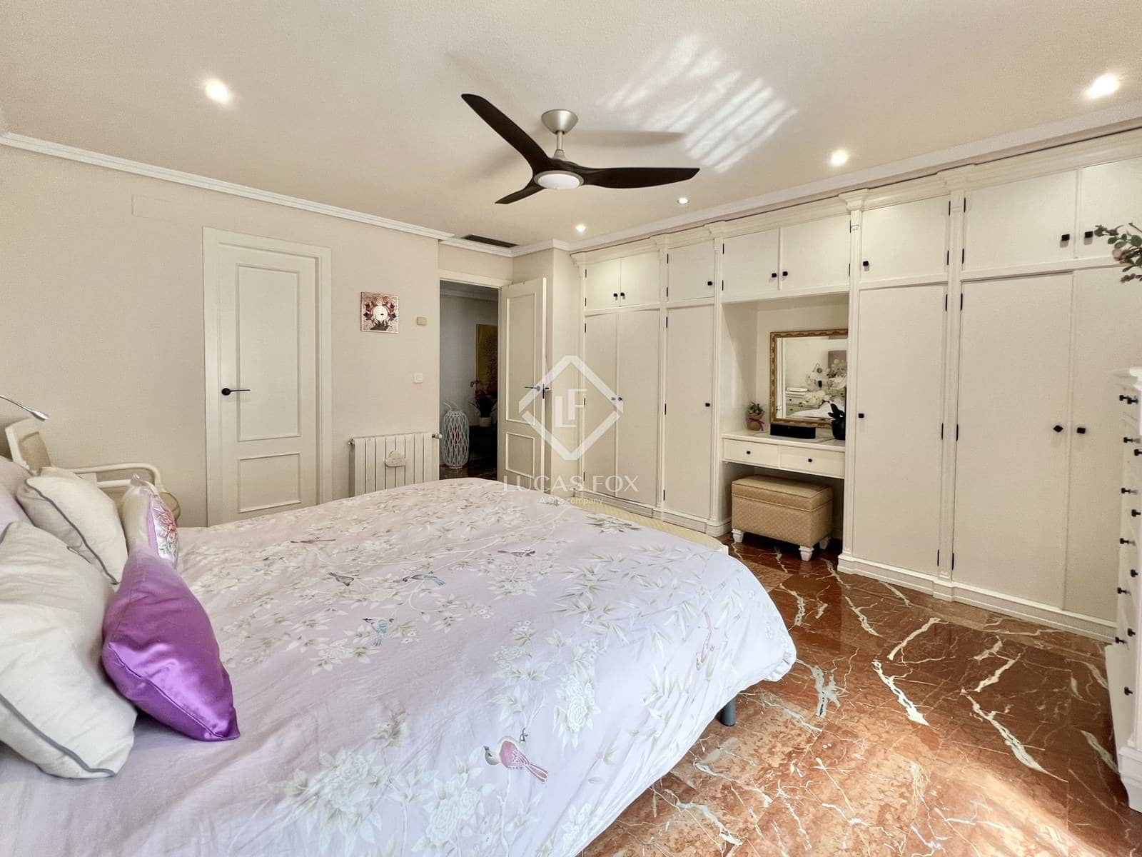 3 slaapkamer Penthouse te koop in Alicante stad met garage - € 490.000 (Ref: 9133640)