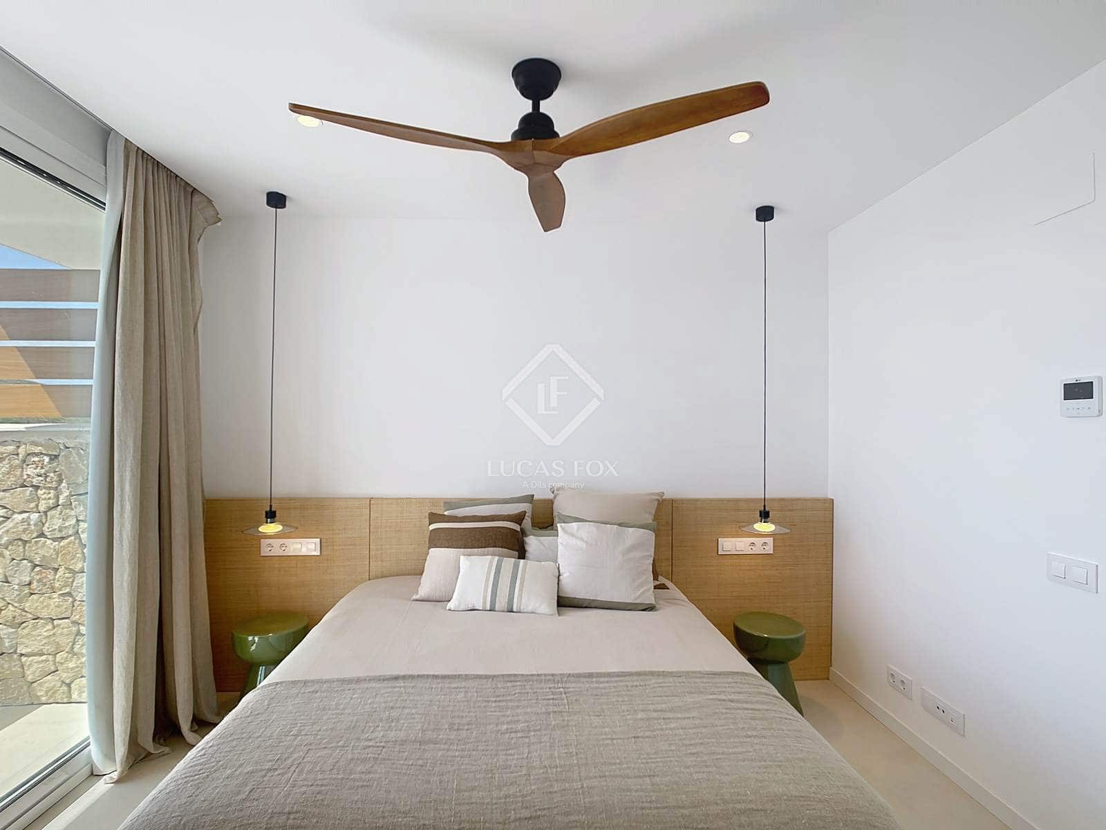 3 sypialnia Willa na sprzedaż w Es Mercadal z basenem garażem - 1 050 000 € (Ref: 9133641)