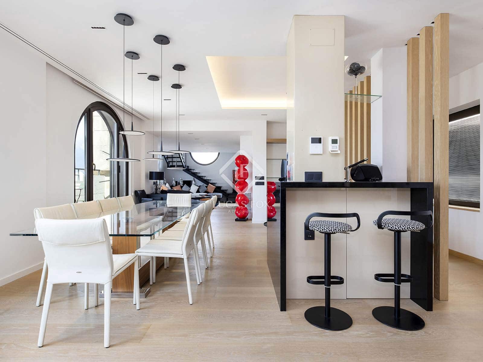 4 Zimmer Penthouse zu vermieten in Barcelona Stadt mit Garage - 12.000 € (Ref: 9133751)