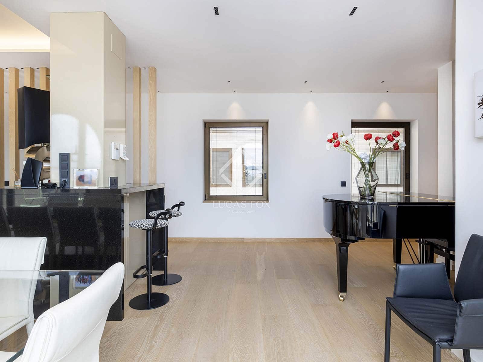 4 Zimmer Penthouse zu vermieten in Barcelona Stadt mit Garage - 12.000 € (Ref: 9133751)