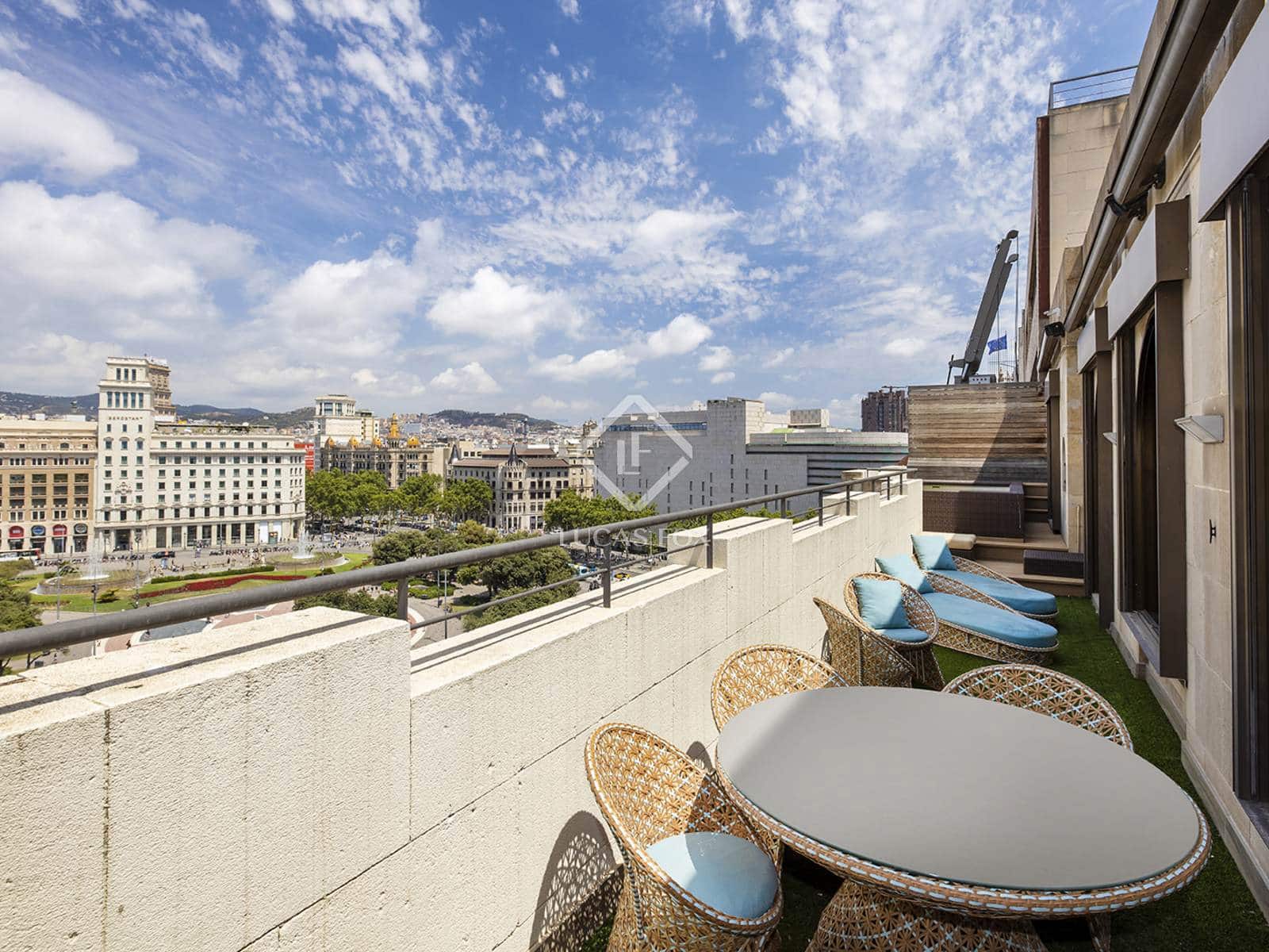 4 Zimmer Penthouse zu vermieten in Barcelona Stadt mit Garage - 12.000 € (Ref: 9133751)