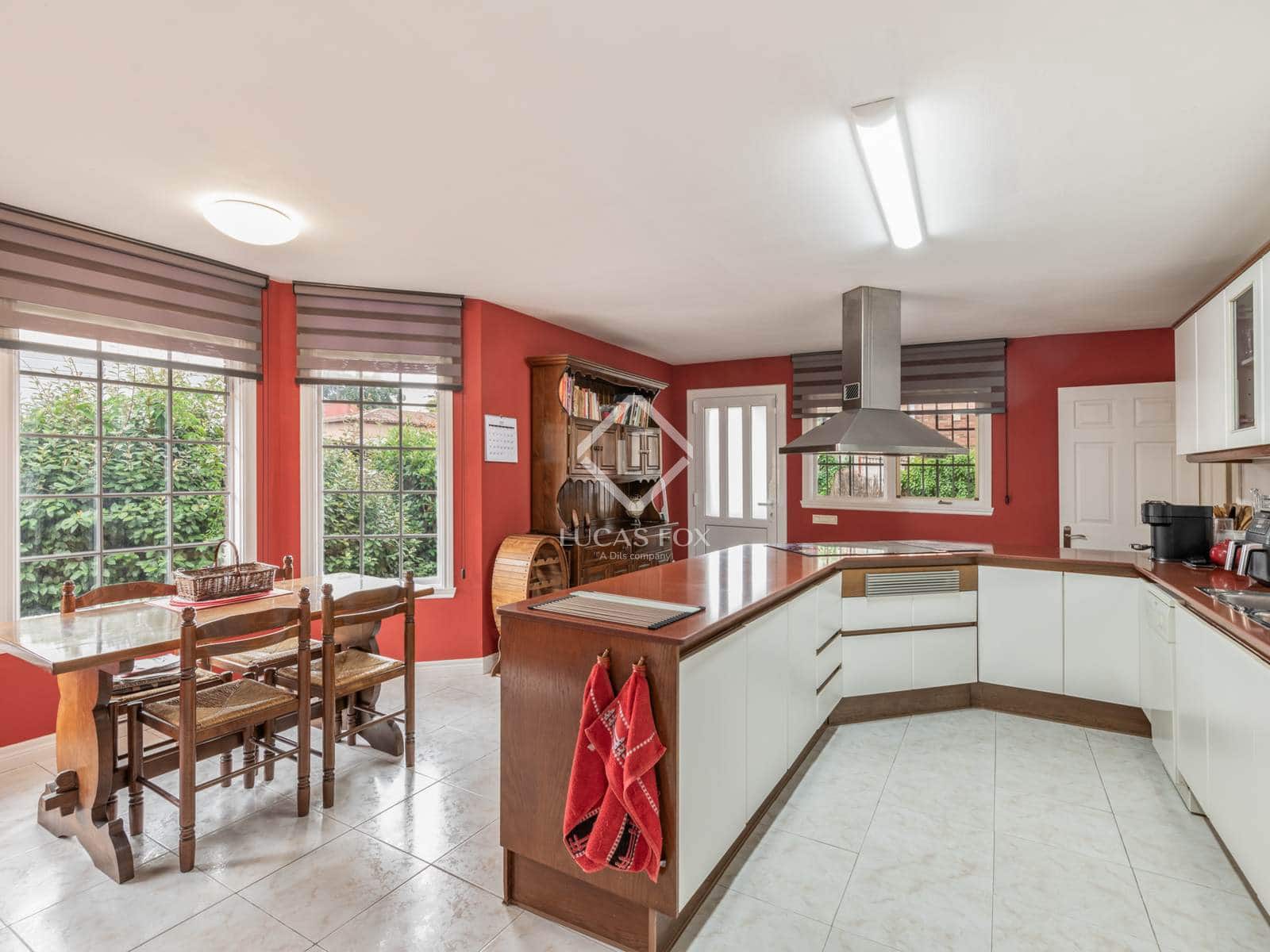 5 soveværelse Villa til salg i Sant Cugat del Valles med garage - € 1.100.000 (Ref: 9133807)