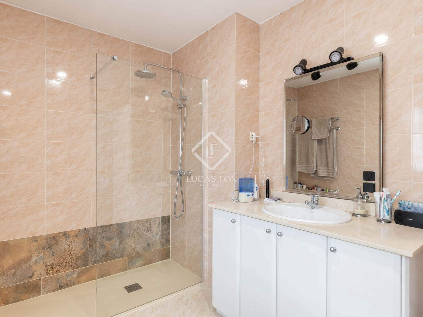 5 soveværelse Villa til salg i Sant Cugat del Valles med garage - € 1.100.000 (Ref: 9133807)