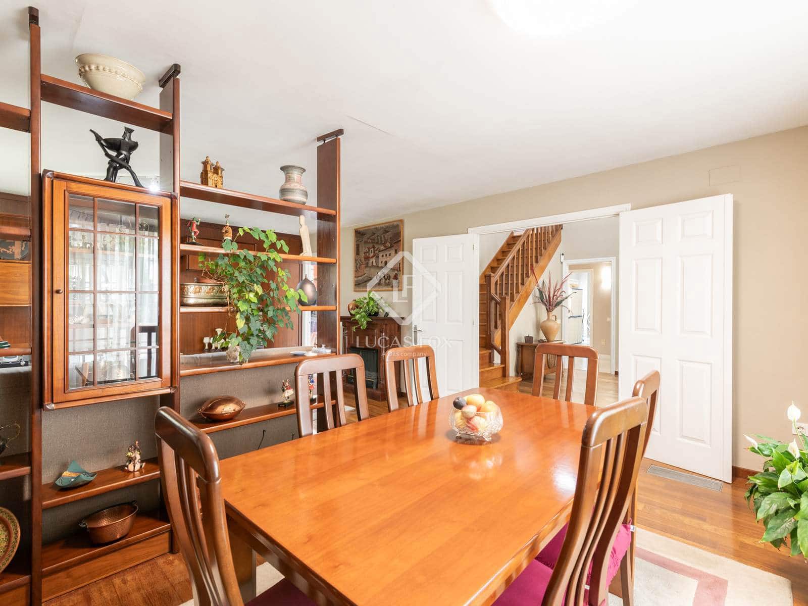 5 soveværelse Villa til salg i Sant Cugat del Valles med garage - € 1.100.000 (Ref: 9133807)