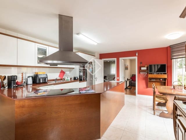 5 chambre Villa/Maison à vendre à Sant Cugat del Vallès avec garage - 1 100 000 € (Ref: 9133807)