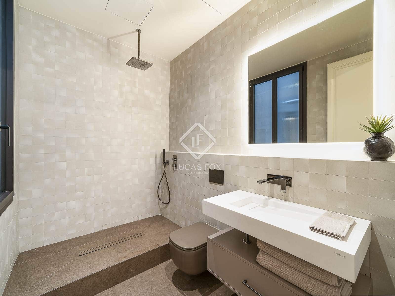 3 slaapkamer Appartement te koop in Barcelona stad - € 1.450.000 (Ref: 9136156)