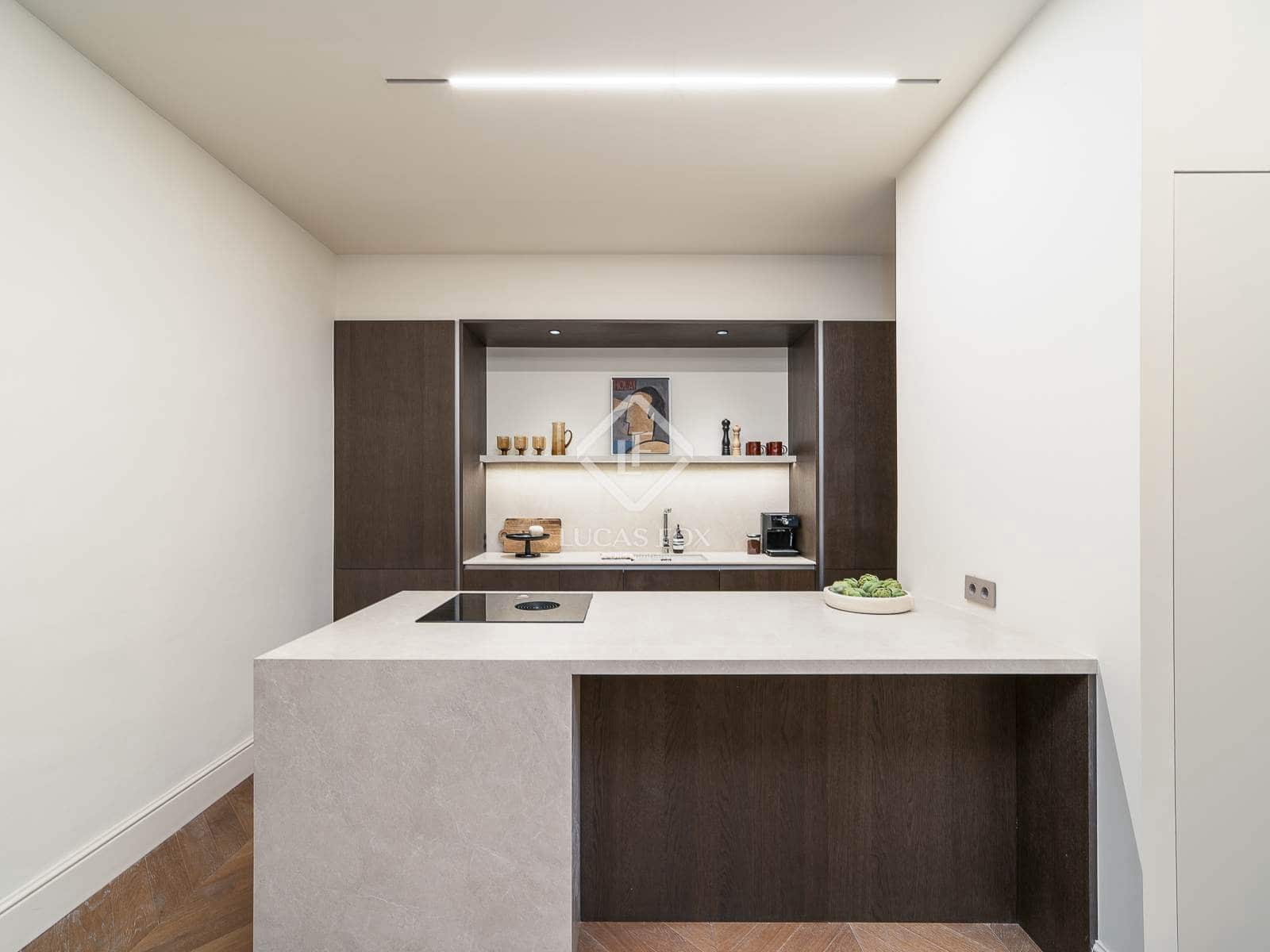 3 slaapkamer Appartement te koop in Barcelona stad - € 1.450.000 (Ref: 9136156)