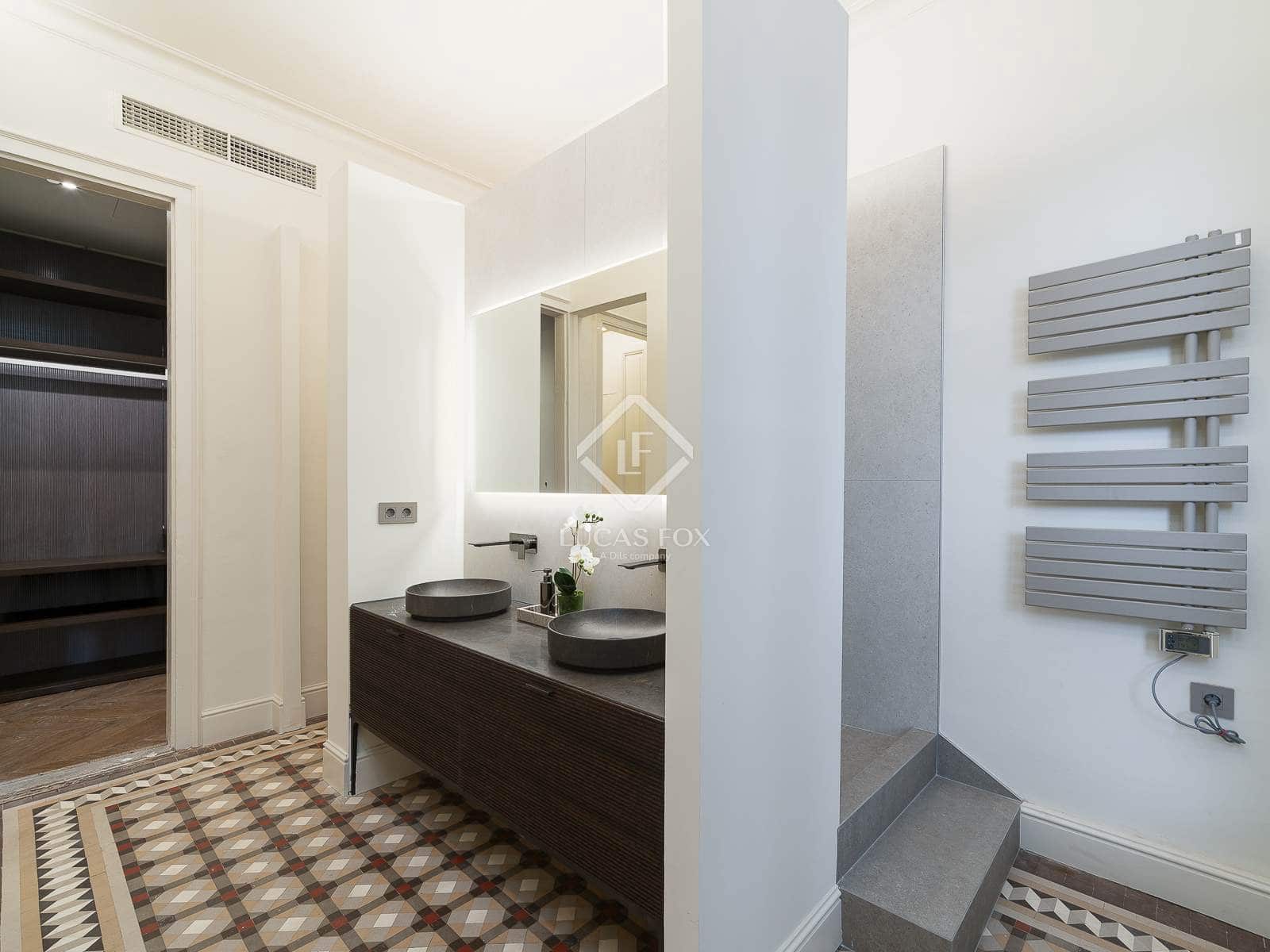 3 slaapkamer Appartement te koop in Barcelona stad - € 1.450.000 (Ref: 9136156)