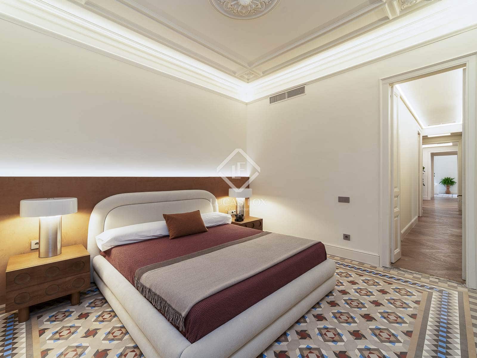 3 slaapkamer Appartement te koop in Barcelona stad - € 1.450.000 (Ref: 9136156)