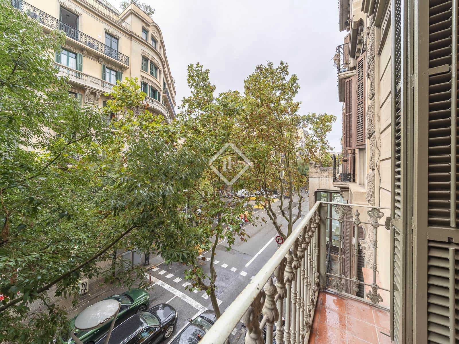 3 slaapkamer Appartement te koop in Barcelona stad - € 1.450.000 (Ref: 9136156)