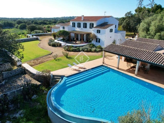 8 soveværelse Finca/Landehus til salg i Alayor / Alaior med swimmingpool garage - € 4.975.000 (Ref: 9136157)
