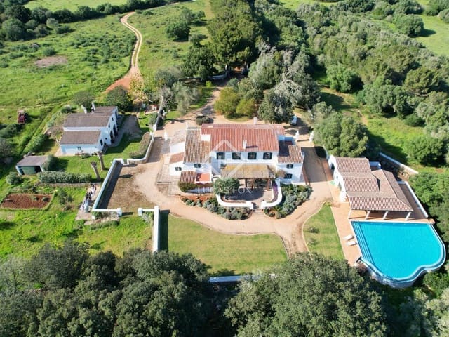 8 soveværelse Finca/Landehus til salg i Alayor / Alaior med swimmingpool garage - € 4.975.000 (Ref: 9136157)