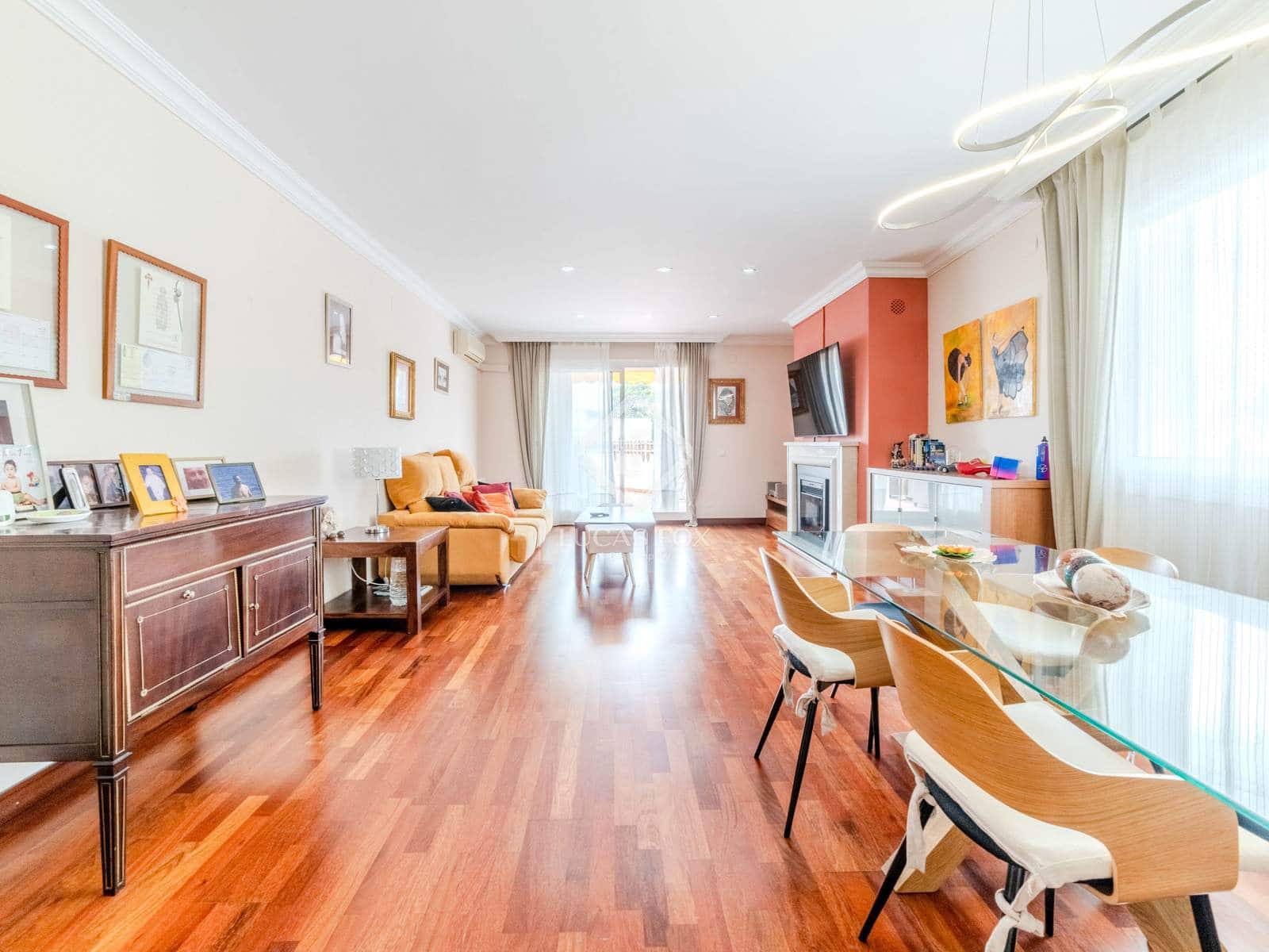 5 sovrum Villa till salu i Sant Pere de Ribes med garage - 575 000 € (Ref: 9136158)