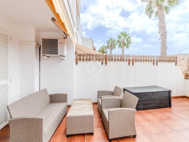 5 bedroom Villa for sale in Sant Pere de Ribes with garage - € 575,000 (Ref: 9136158)