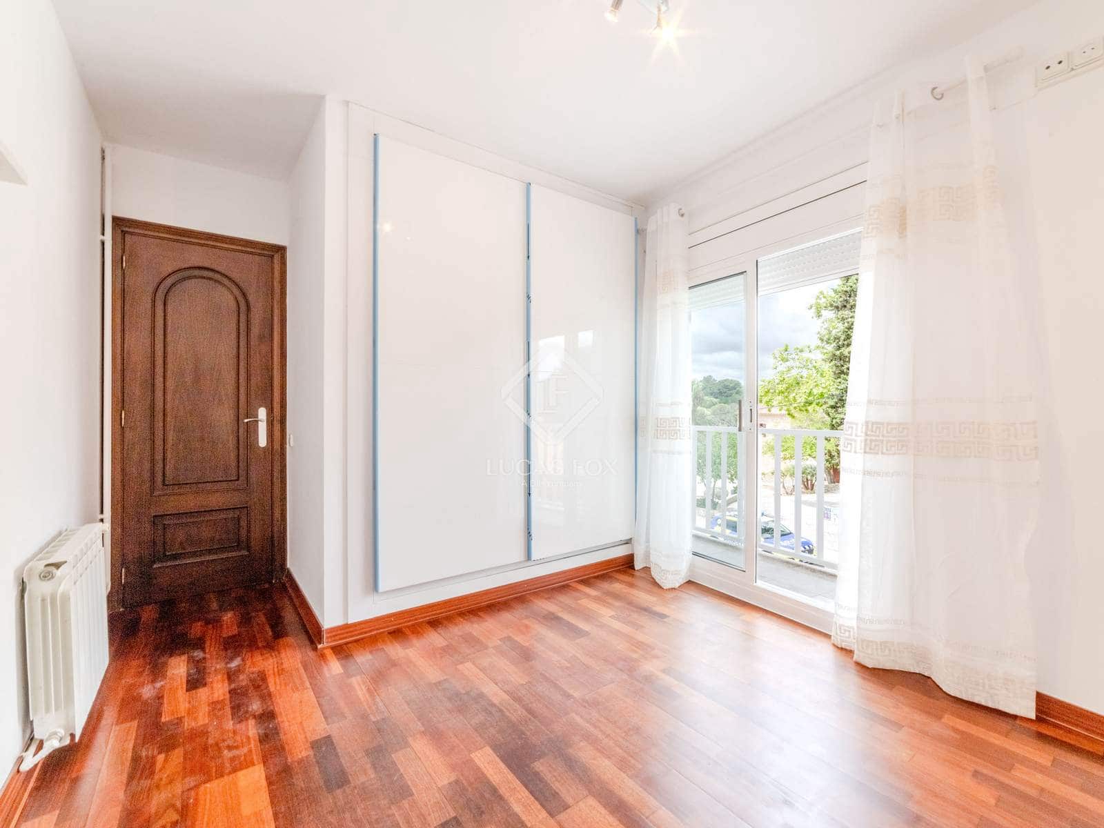 5 sovrum Villa till salu i Sant Pere de Ribes med garage - 575 000 € (Ref: 9136158)