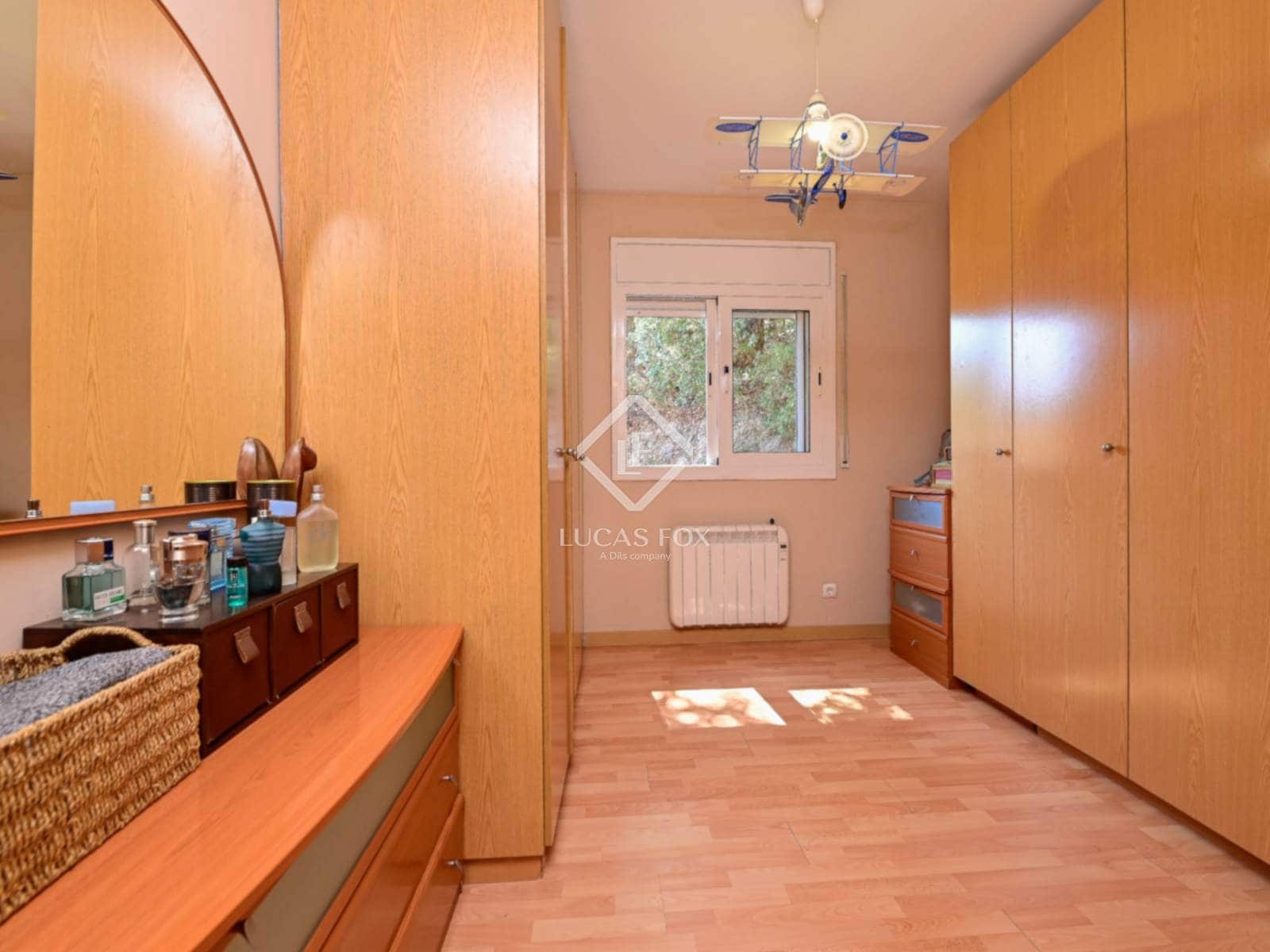 4 soveværelse Villa til salg i Santa Cristina d'Aro med garage - € 399.000 (Ref: 9136159)