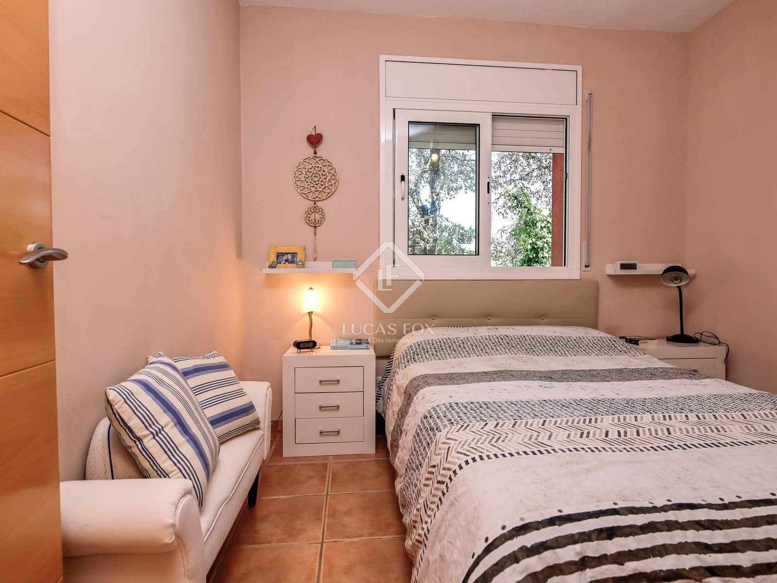 4 soveværelse Villa til salg i Santa Cristina d'Aro med garage - € 399.000 (Ref: 9136159)