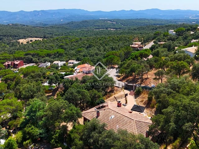 4 makuuhuone Huvila myytävänä paikassa Santa Cristina d'Aro mukana 
autotalli - 399 000 € (Ref: 9136159)