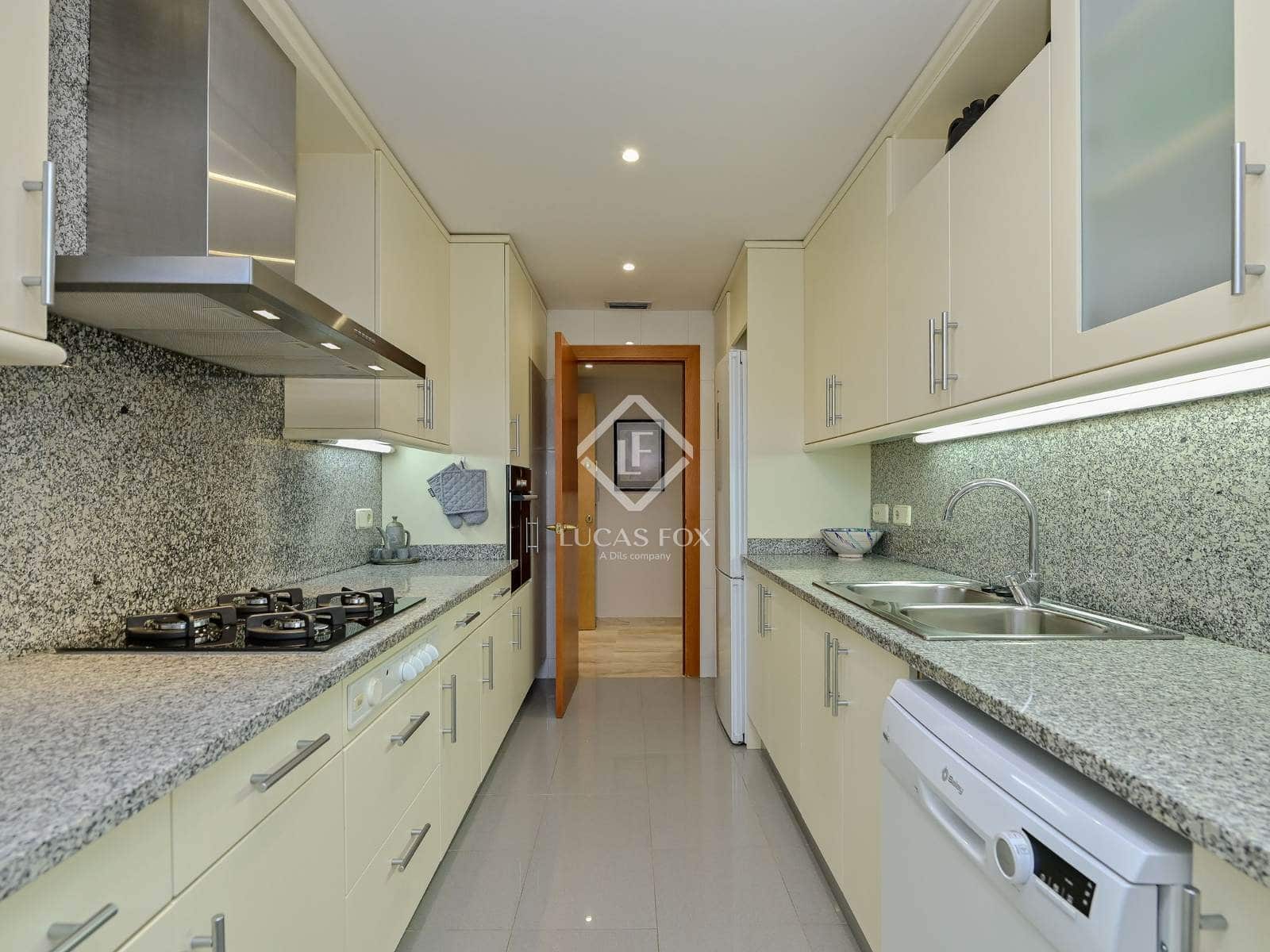 3 soveværelse Lejlighed til salg i Platja d'Aro med swimmingpool garage - € 595.000 (Ref: 9136160)