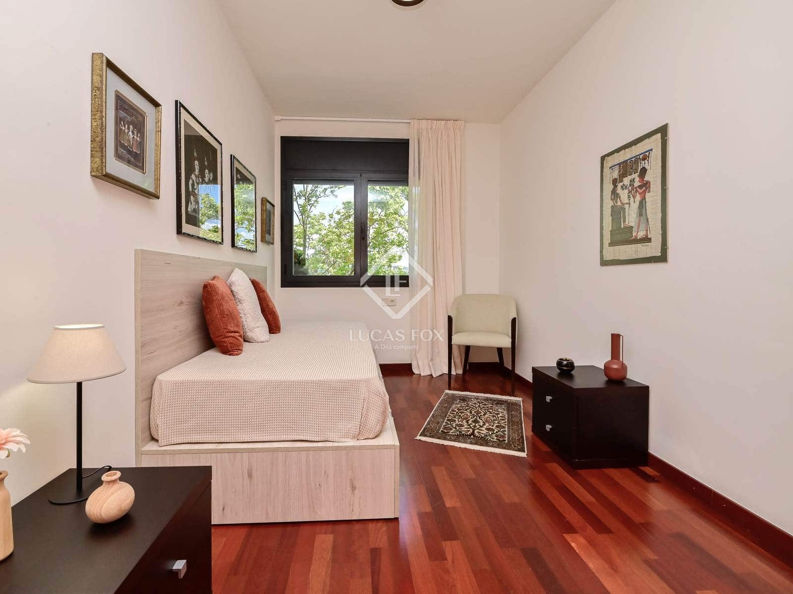 3 soveværelse Lejlighed til salg i Platja d'Aro med swimmingpool garage - € 595.000 (Ref: 9136160)