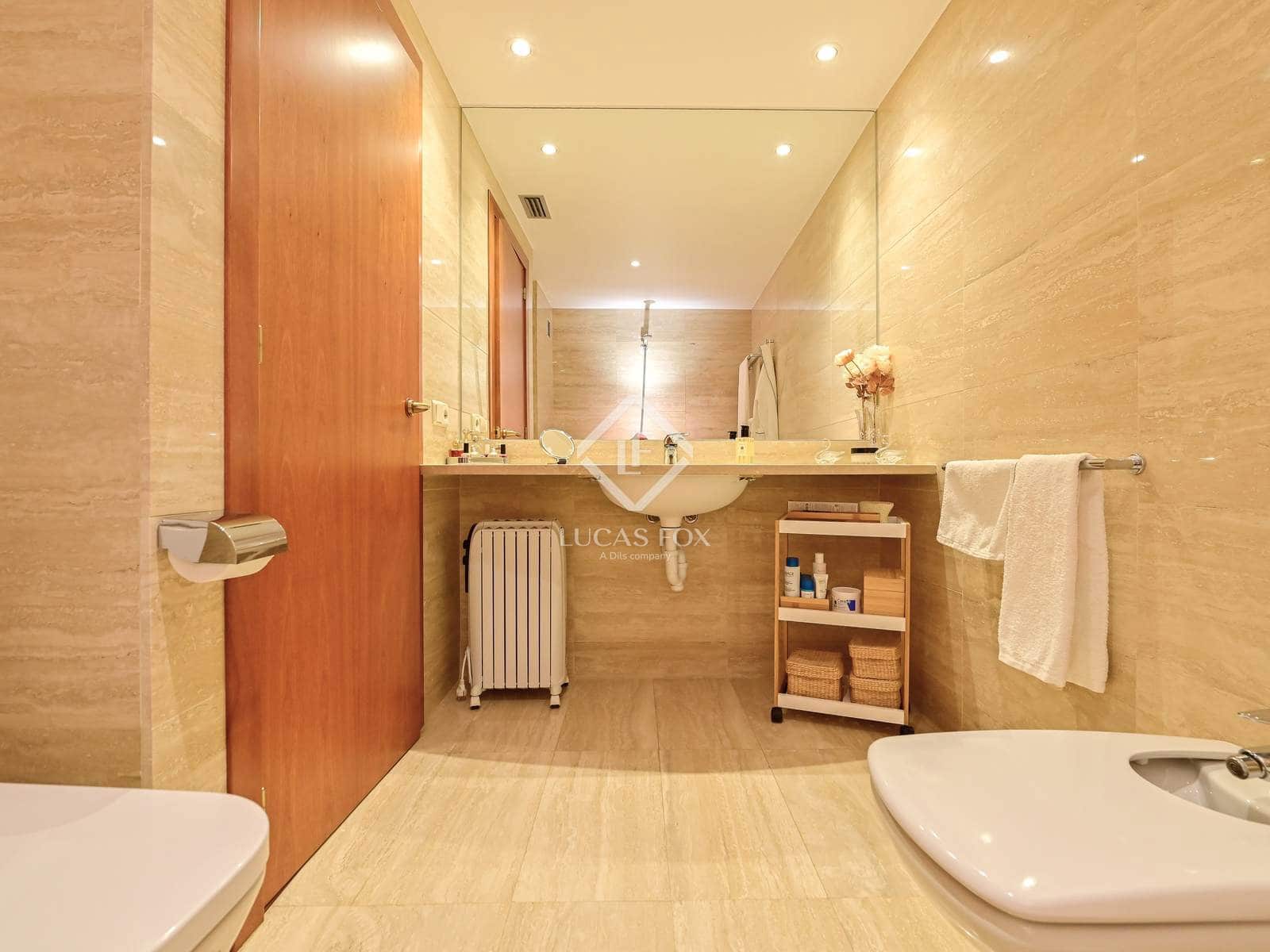 3 soveværelse Lejlighed til salg i Platja d'Aro med swimmingpool garage - € 595.000 (Ref: 9136160)