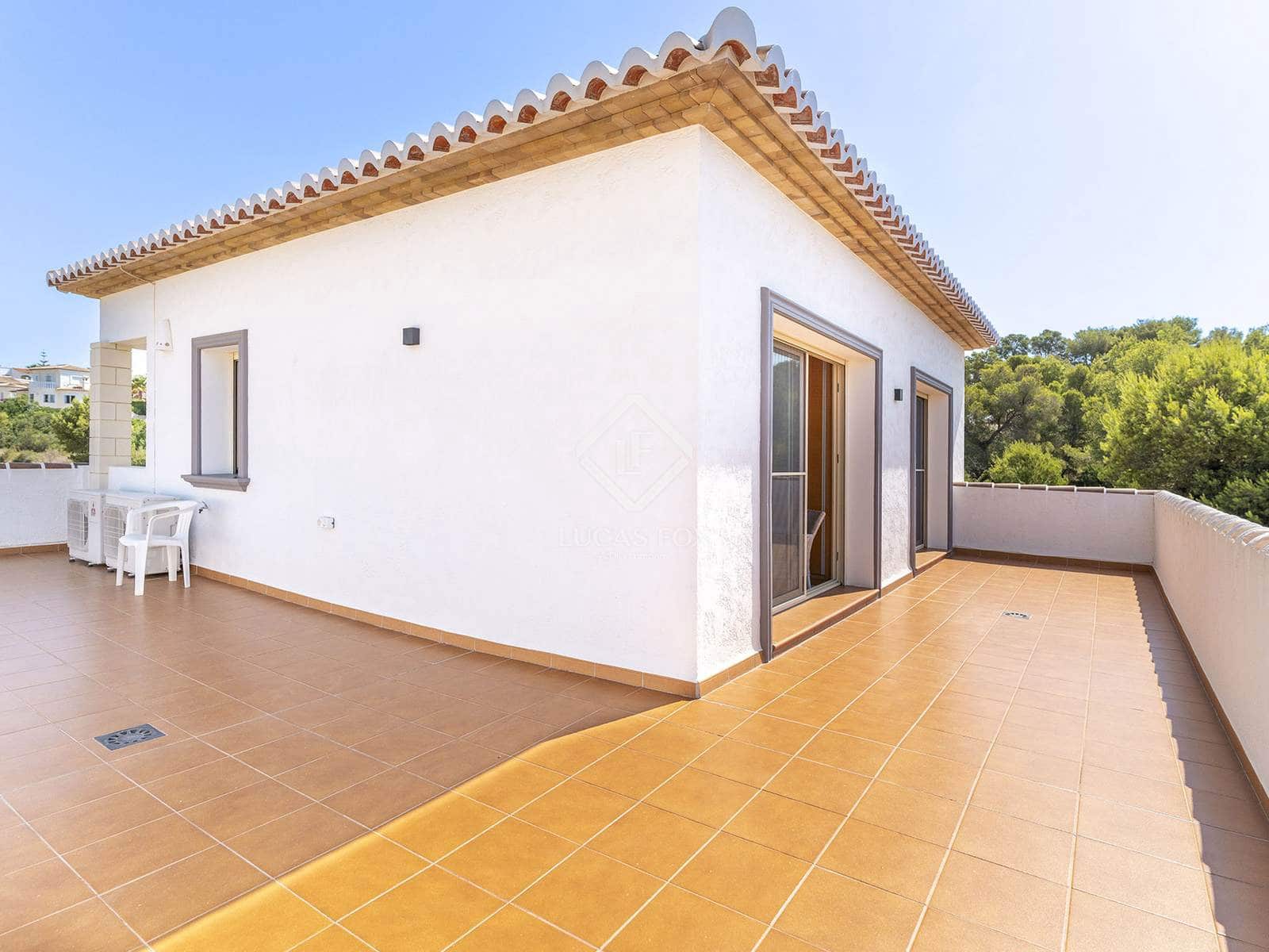 4 soverom Villa til salgs i Calpe / Calp med svømmebasseng garasje - € 899 500 (Ref: 9136384)