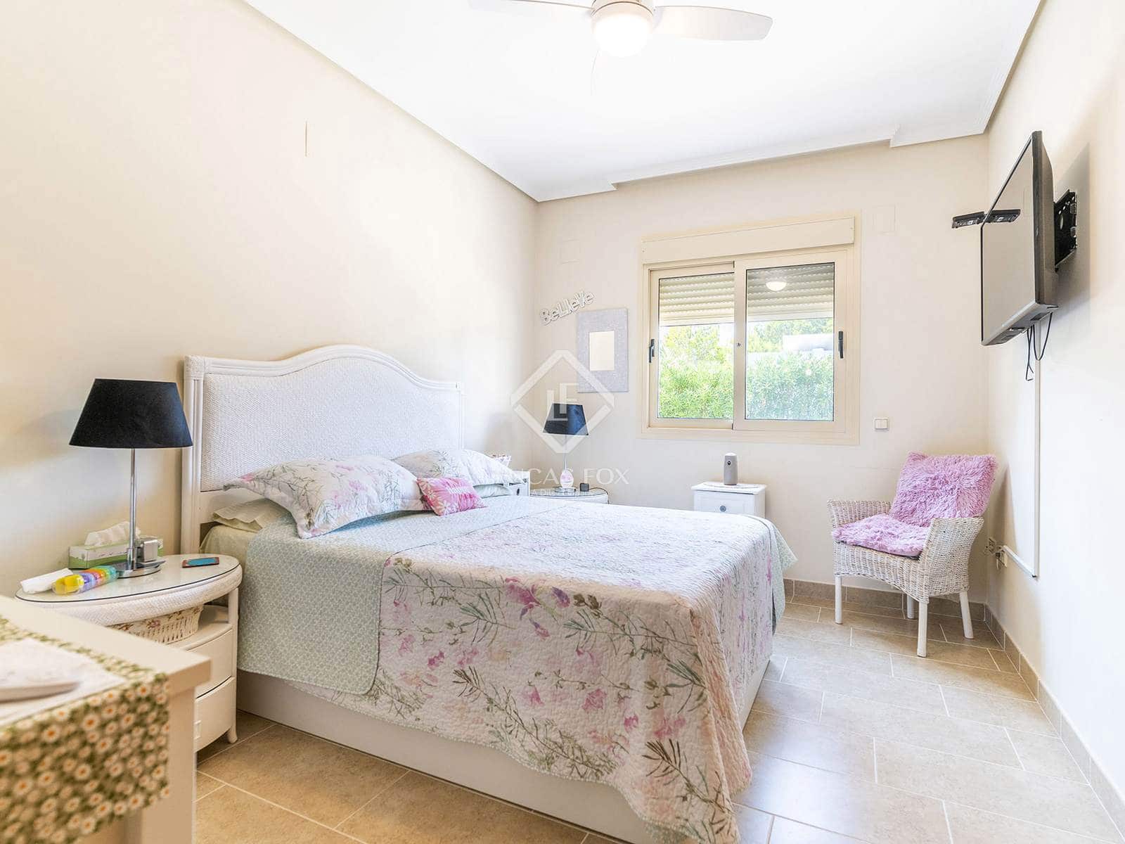 4 soverom Villa til salgs i Calpe / Calp med svømmebasseng garasje - € 899 500 (Ref: 9136384)