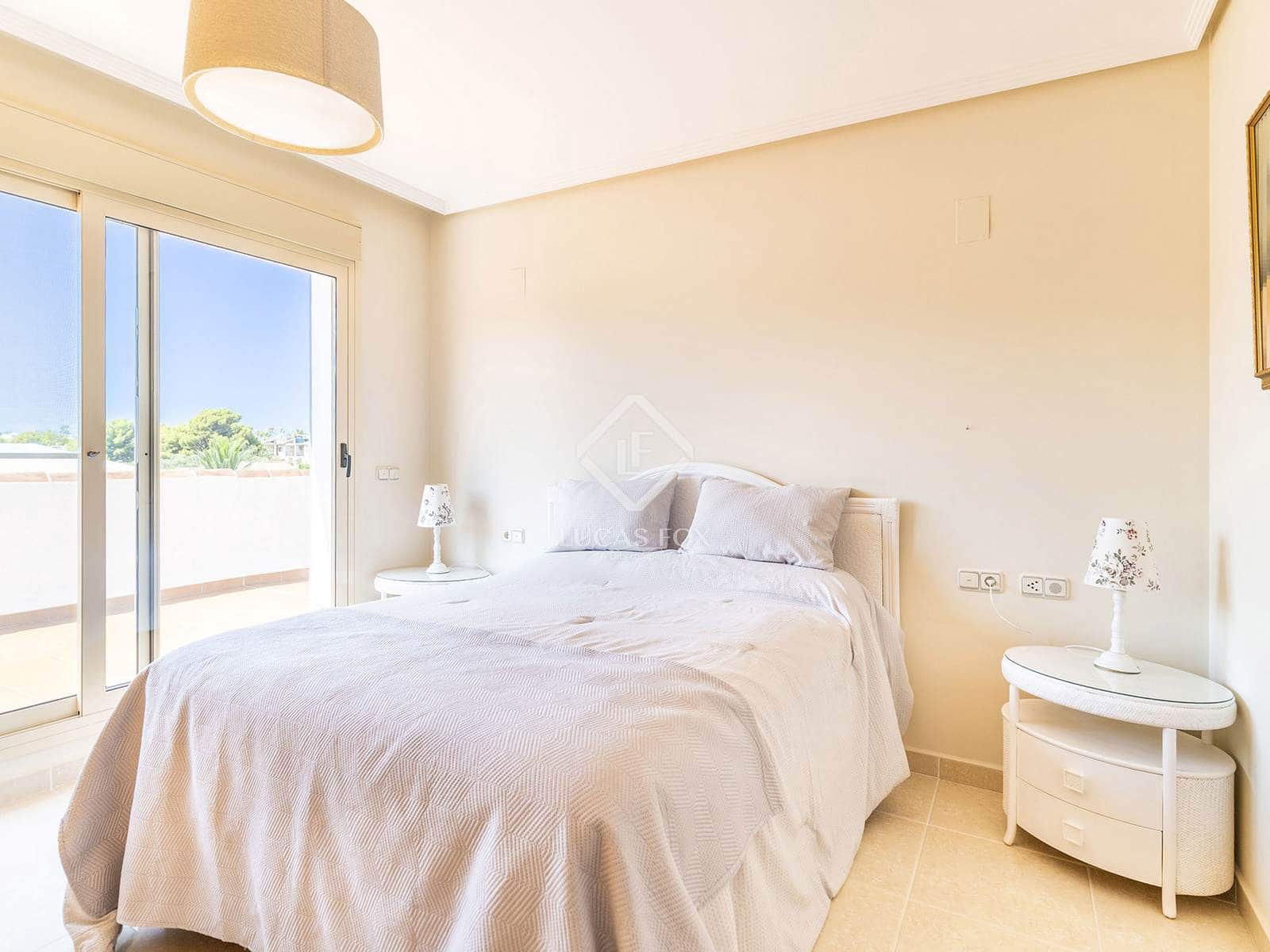 4 soverom Villa til salgs i Calpe / Calp med svømmebasseng garasje - € 899 500 (Ref: 9136384)