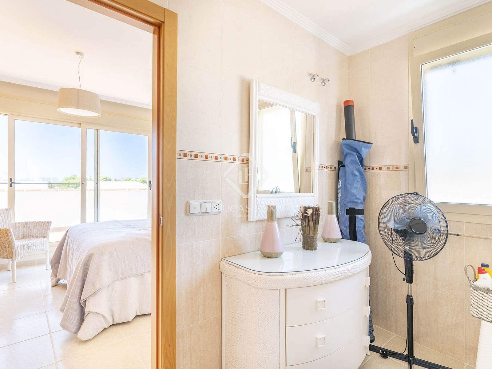 4 soverom Villa til salgs i Calpe / Calp med svømmebasseng garasje - € 899 500 (Ref: 9136384)