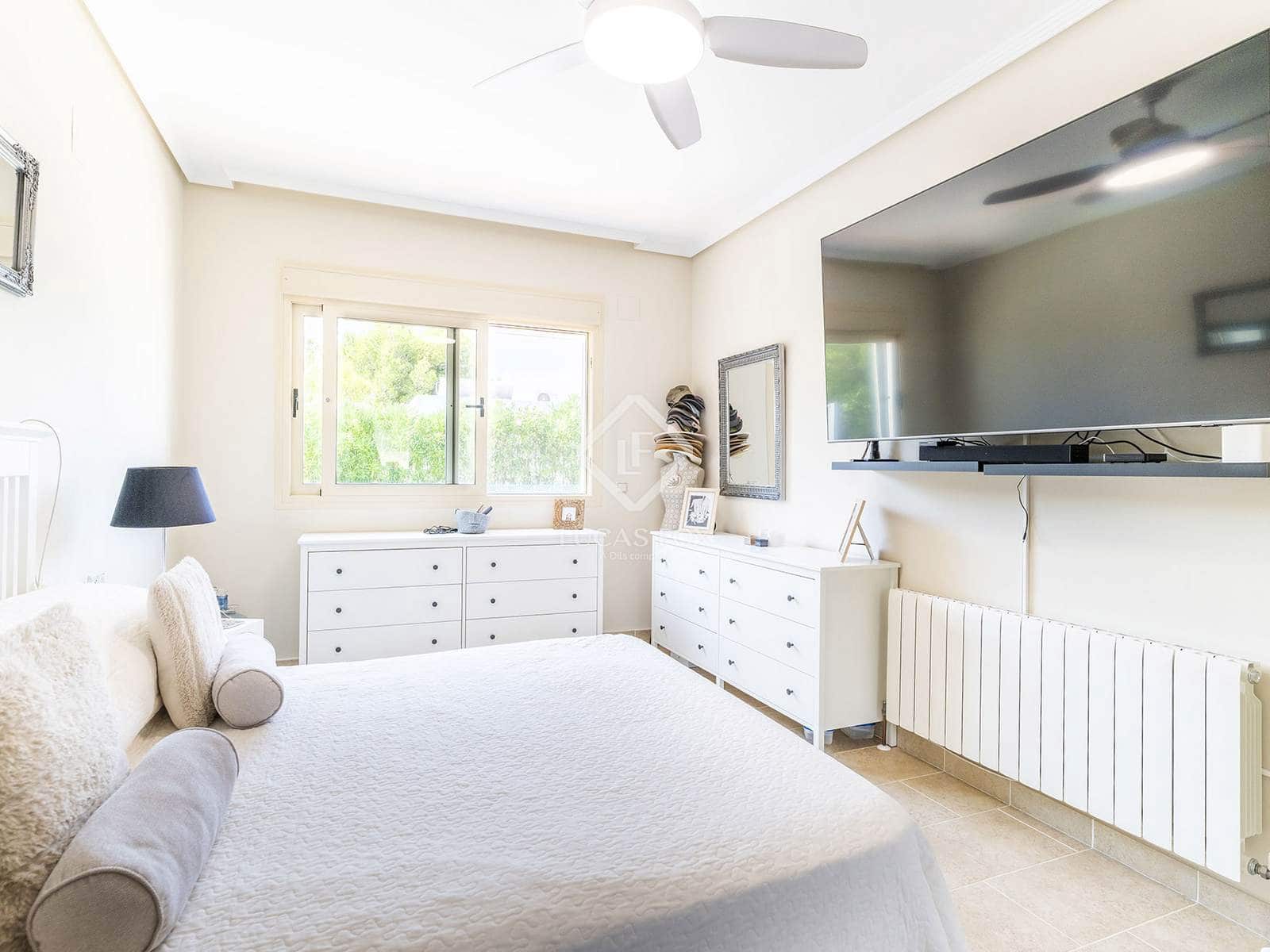 4 soverom Villa til salgs i Calpe / Calp med svømmebasseng garasje - € 899 500 (Ref: 9136384)