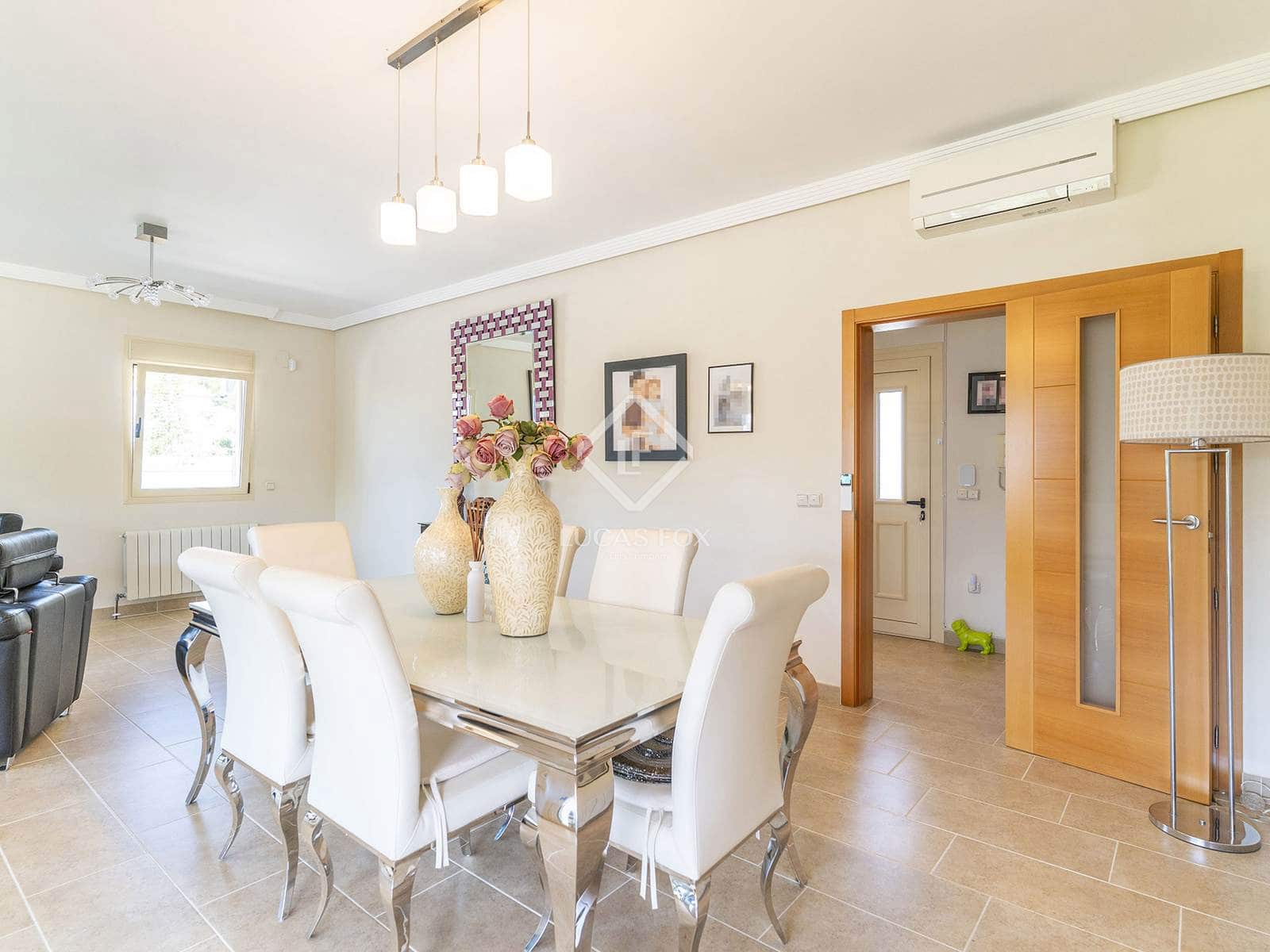 4 soverom Villa til salgs i Calpe / Calp med svømmebasseng garasje - € 899 500 (Ref: 9136384)