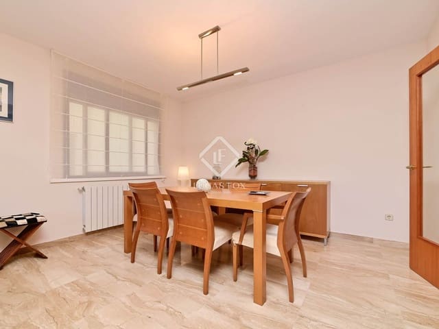 3 bedroom Apartment for rent in Platja d'Aro, Castell-Platja d'Aro with pool garage - € 6,500 (Ref: 9136386)