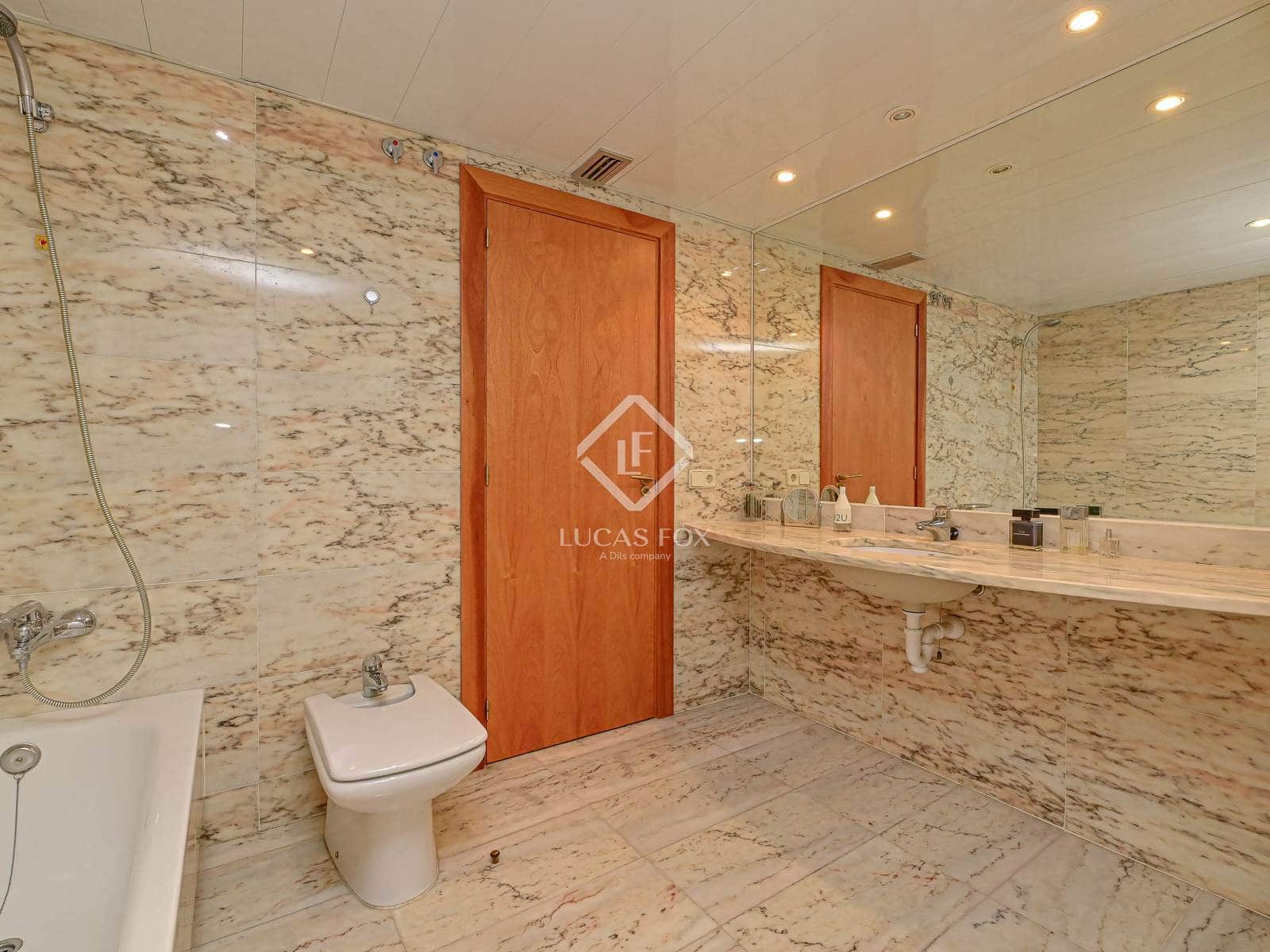 3 camera da letto Appartamento da affittare in Platja d'Aro con piscina garage - 6.500 € (Rif: 9136386)