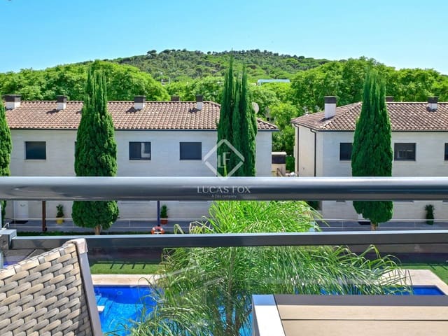 3 bedroom Apartment for rent in Platja d'Aro, Castell-Platja d'Aro with pool garage - € 6,500 (Ref: 9136386)