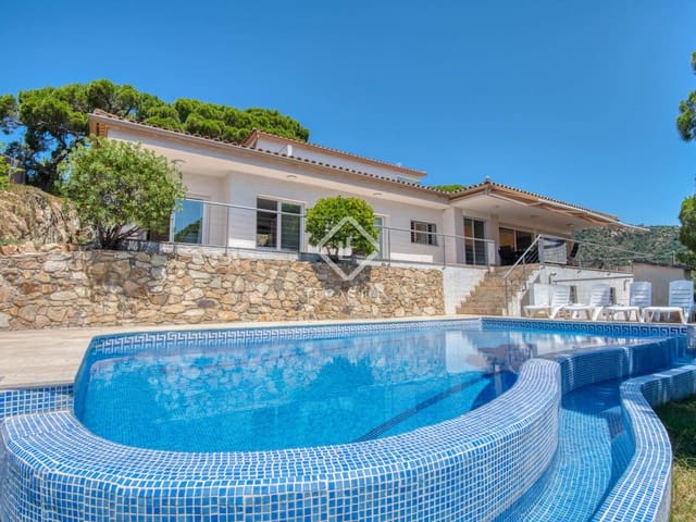 6 soverom Villa til leie i Castell d'Aro, Castell-Platja d'Aro med svømmebasseng garasje - € 5 000 (Ref: 9137461)