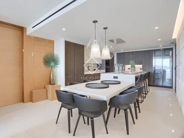 4 makuuhuone Huoneisto myytävänä paikassa Santa Ponsa, Calvià mukana uima-altaan 
autotalli - 2 850 000 € (Ref: 9137463)