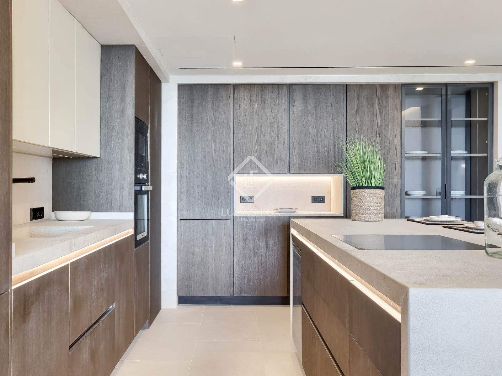 4 slaapkamer Appartement te koop in Santa Ponsa met zwembad garage - € 2.850.000 (Ref: 9137463)