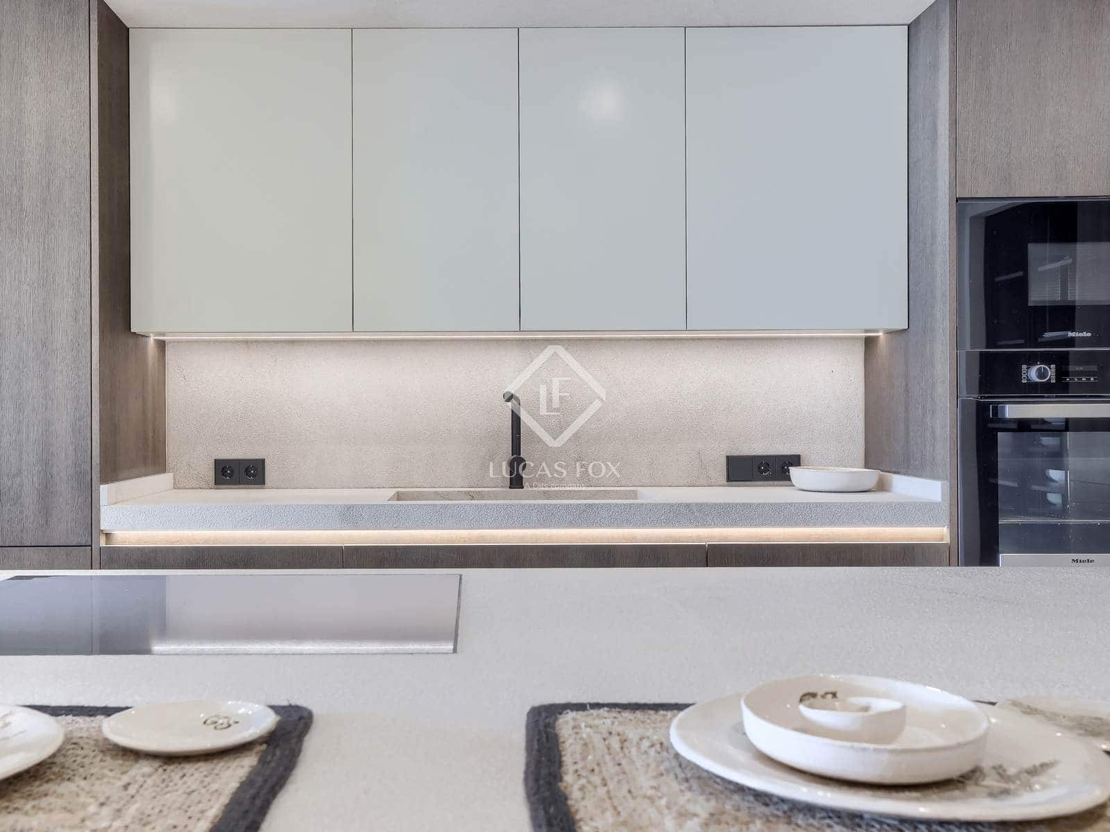 4 slaapkamer Appartement te koop in Santa Ponsa met zwembad garage - € 2.850.000 (Ref: 9137463)