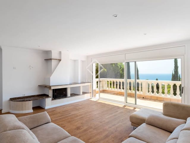 4 soverom Villa til salgs i Premià de Dalt med svømmebasseng garasje - € 1 250 000 (Ref: 9138224)