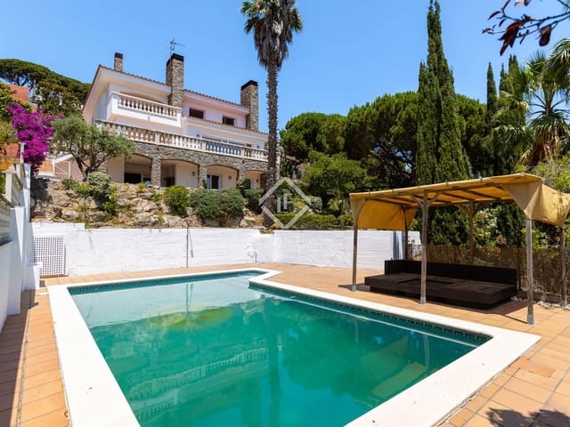 4 soverom Villa til salgs i Premià de Dalt med svømmebasseng garasje - € 1 250 000 (Ref: 9138224)