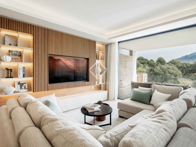 2 Zimmer Apartment zu verkaufen in Nueva Andalucia, Marbella mit Pool Garage - 1.058.643 € (Ref: 9138460)