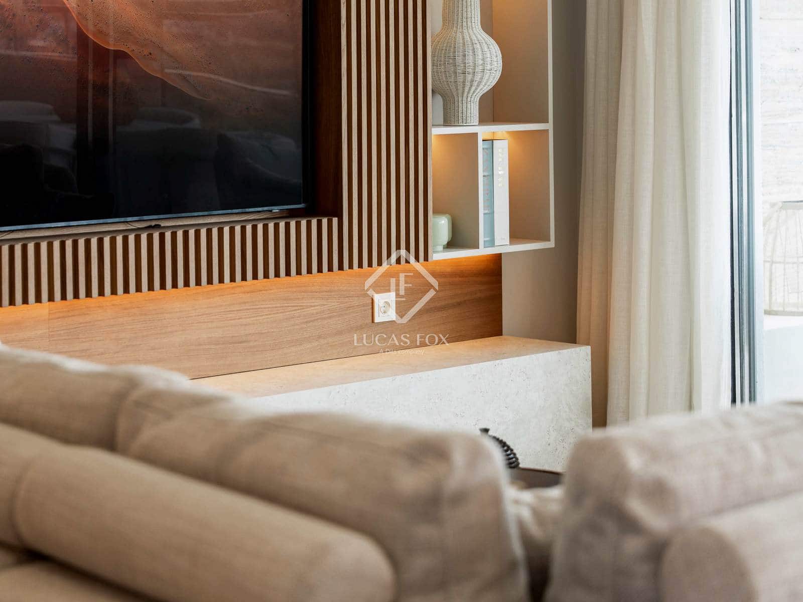 2 Zimmer Apartment zu verkaufen in Nueva Andalucia mit Pool Garage - 1.058.643 € (Ref: 9138460)