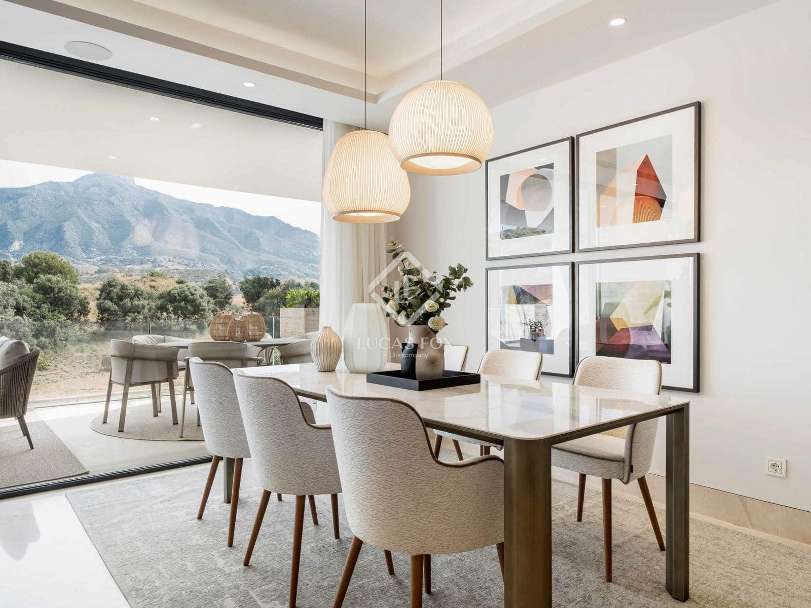 2 Zimmer Apartment zu verkaufen in Nueva Andalucia mit Pool Garage - 1.058.643 € (Ref: 9138460)